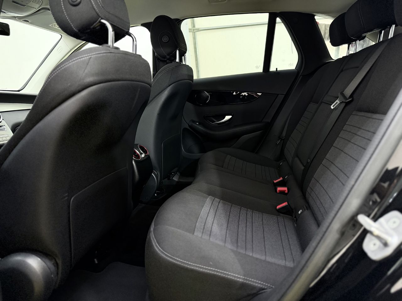 Mercedes-Benz GLC300 | 10