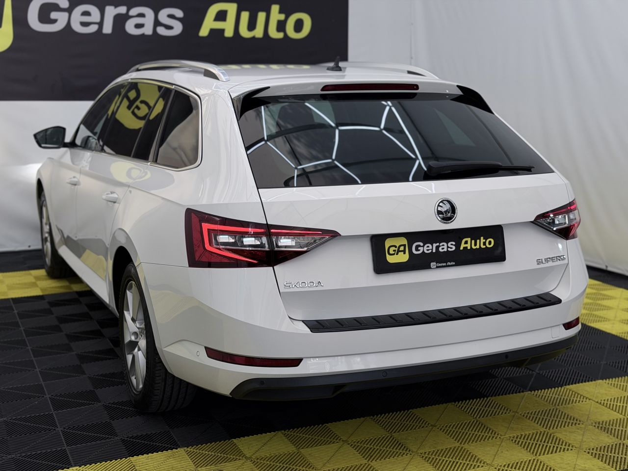 Skoda Superb | 5