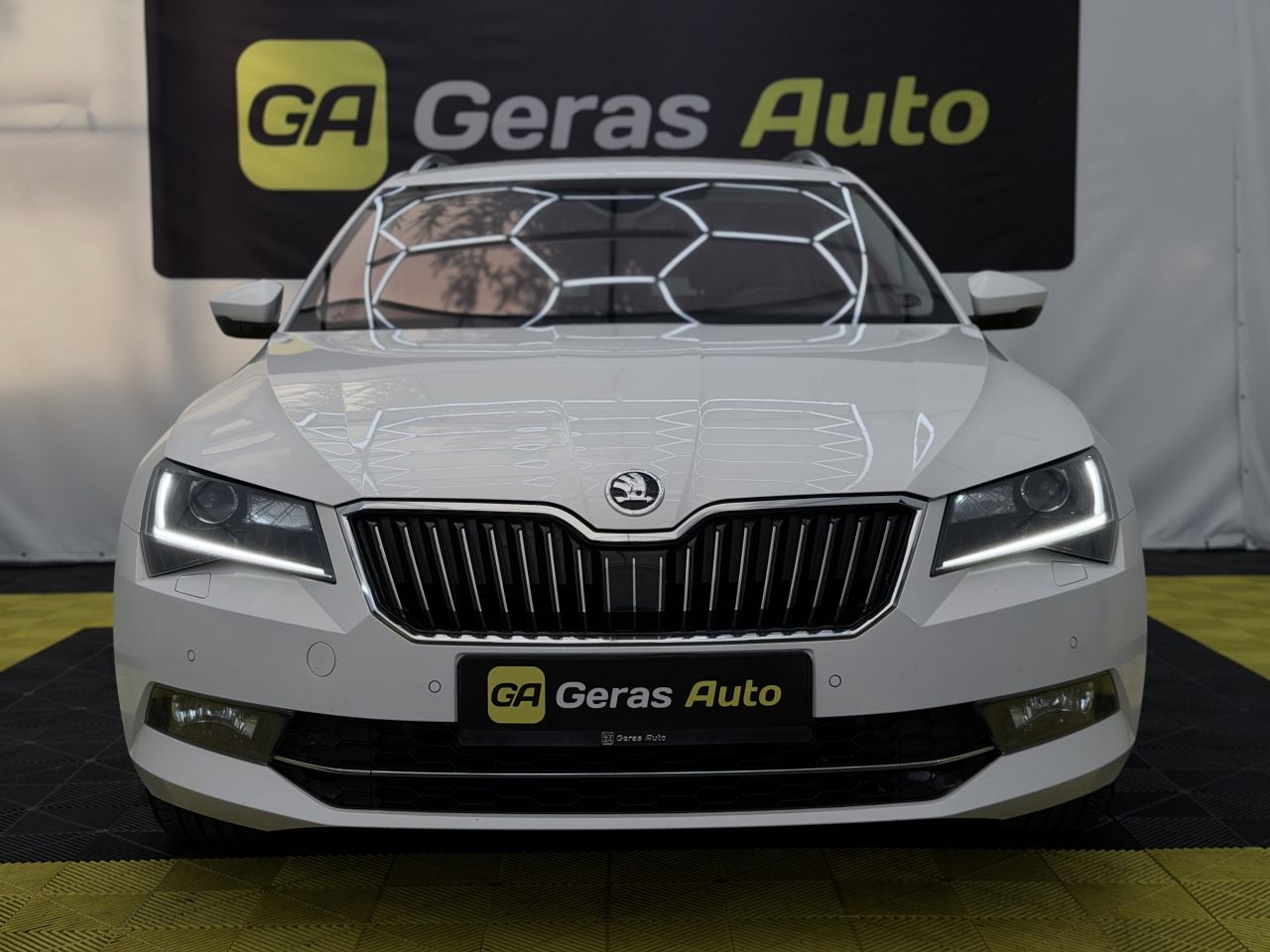 Skoda Superb | 1