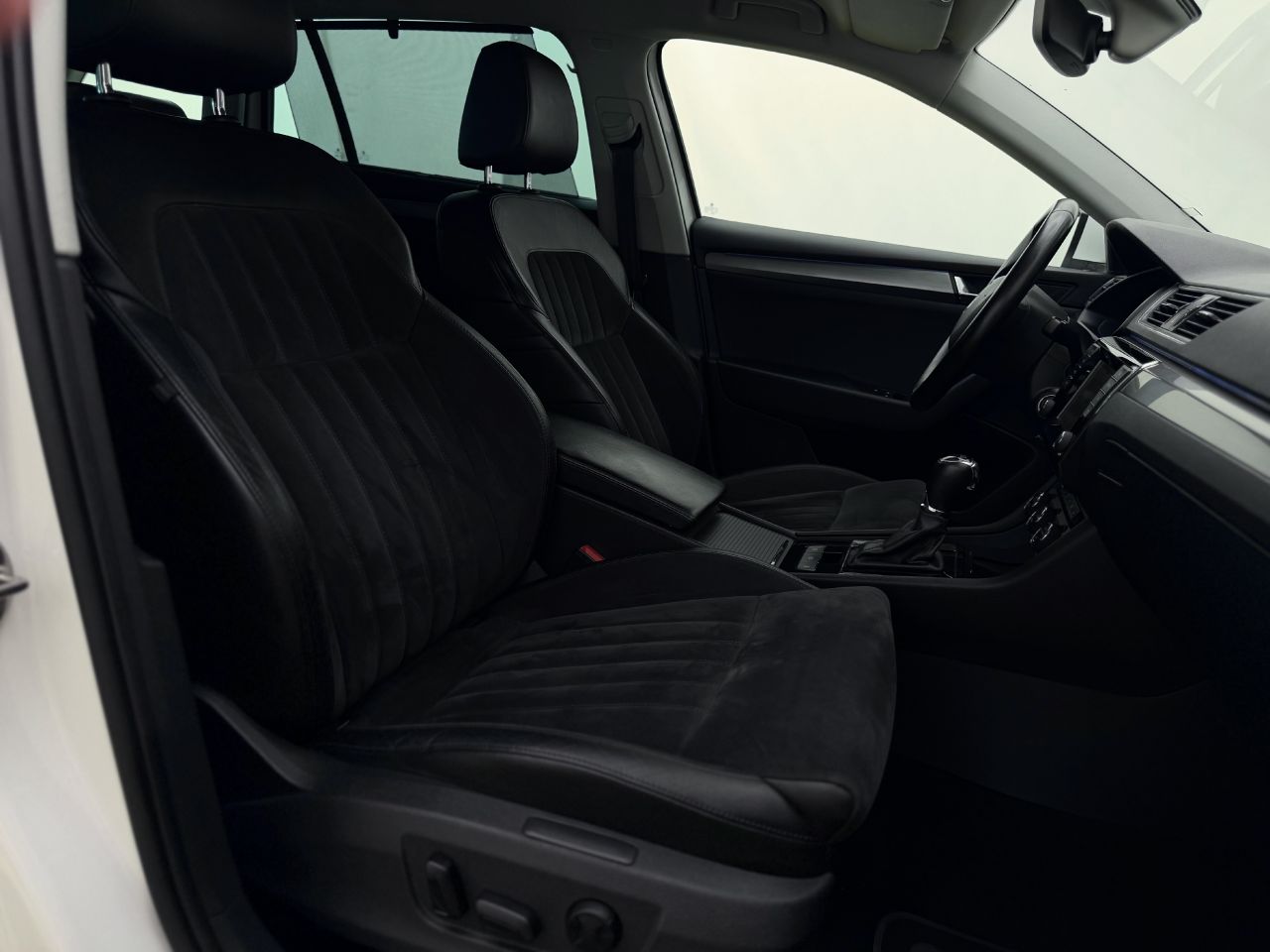 Skoda Superb | 14