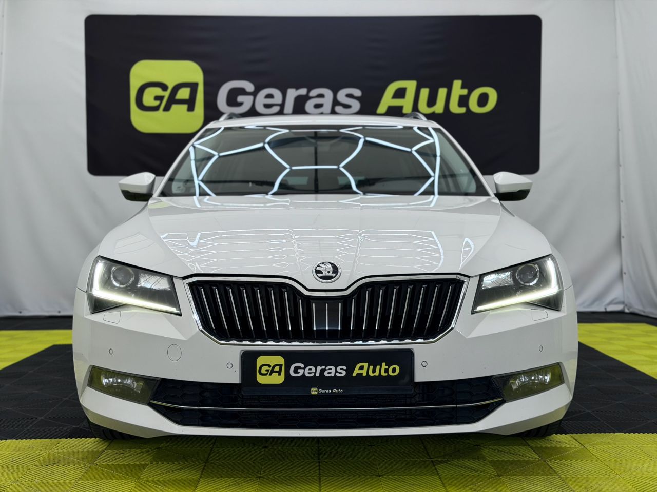 Skoda Superb | 1