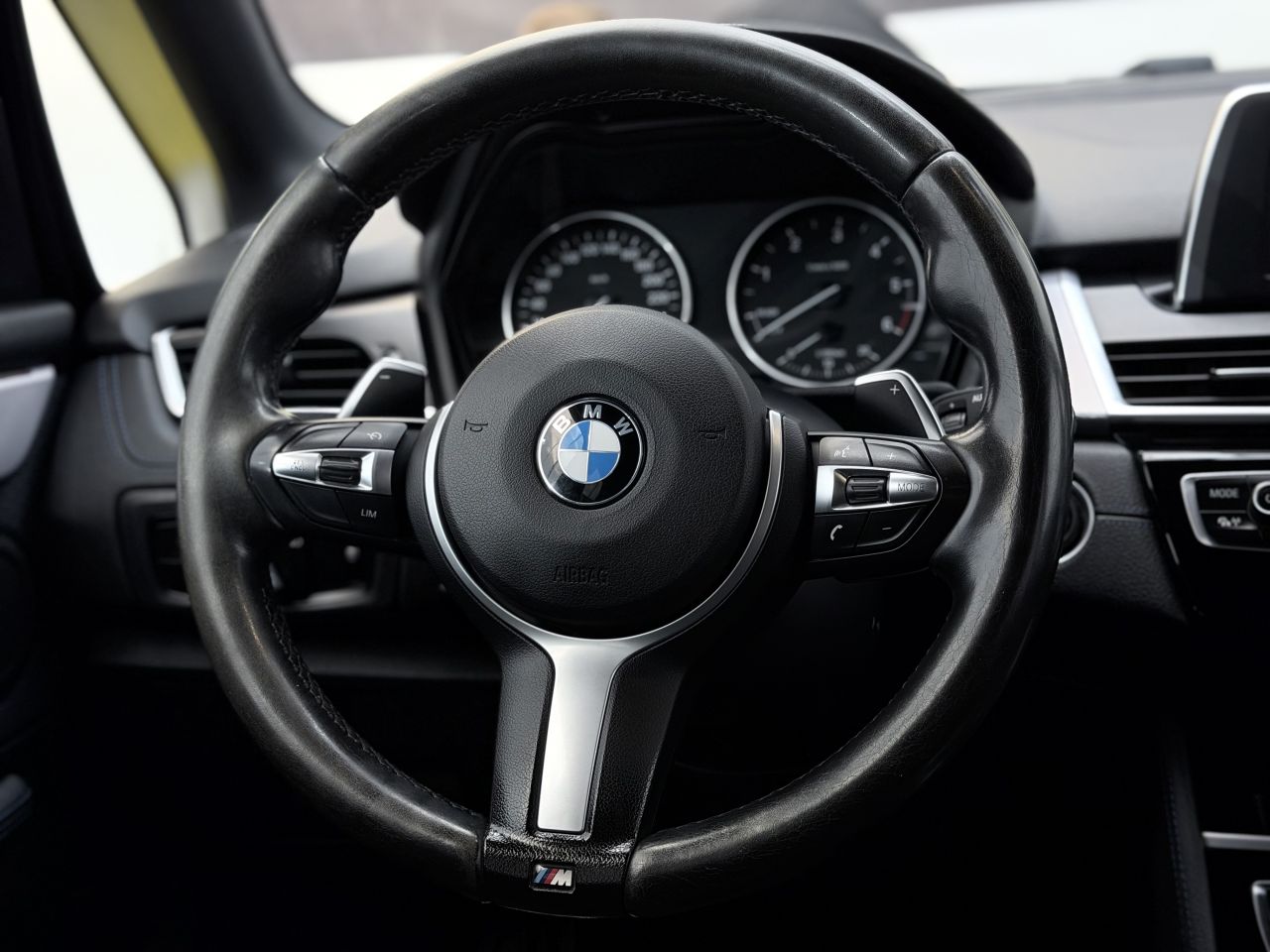 BMW 218 | 15