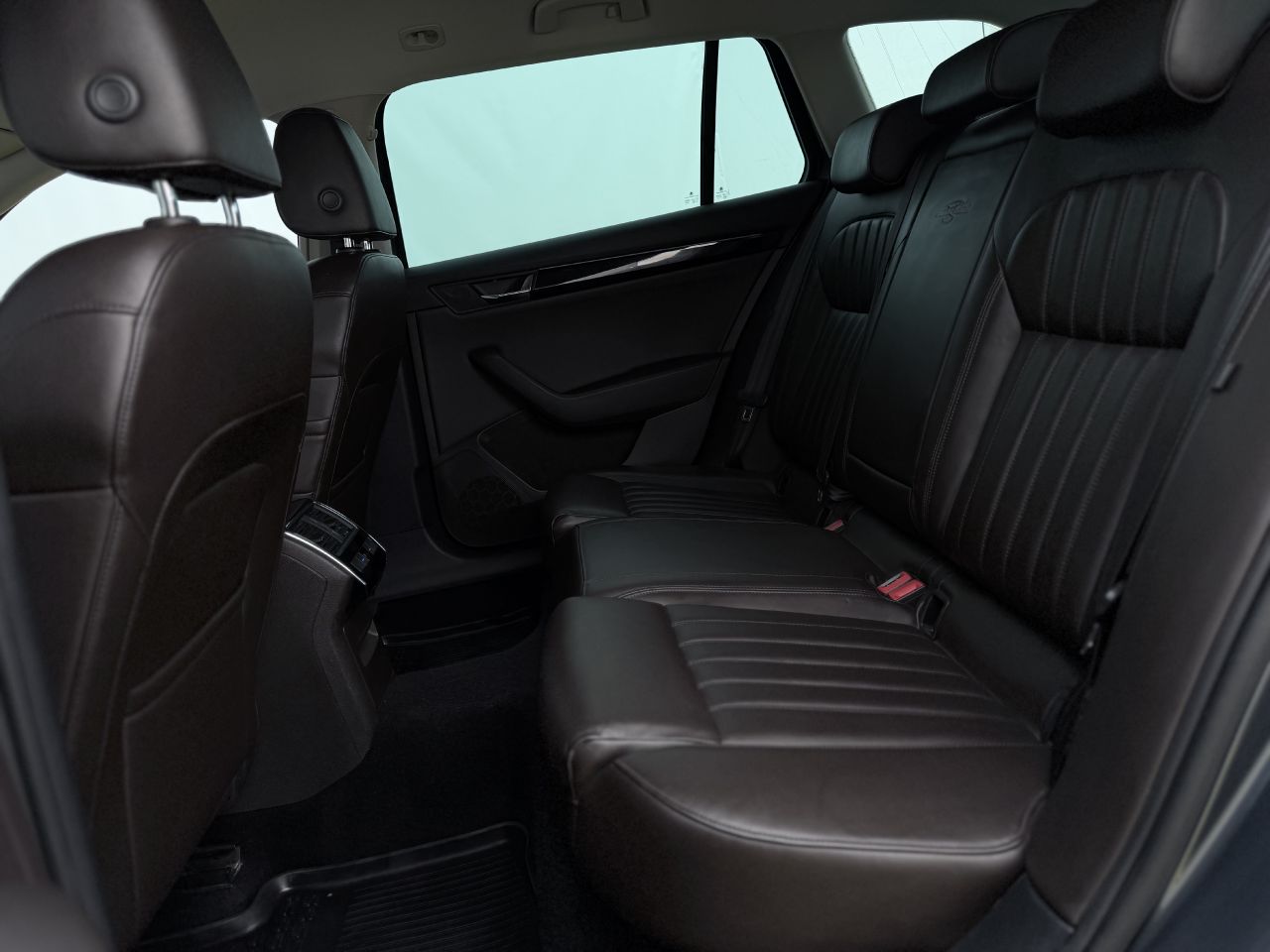 Skoda Superb | 10