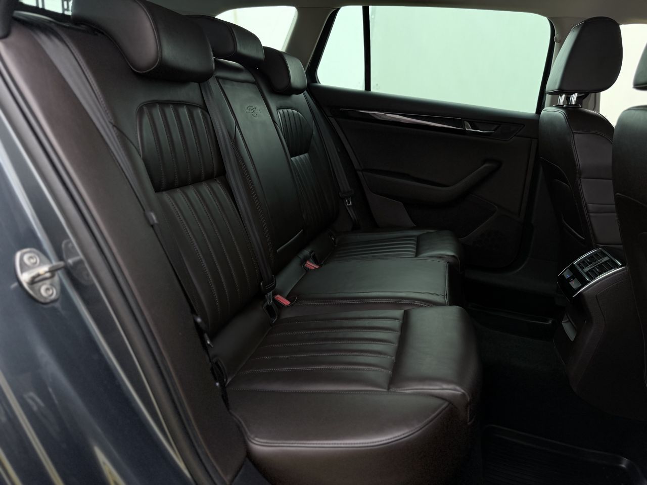 Skoda Superb | 13