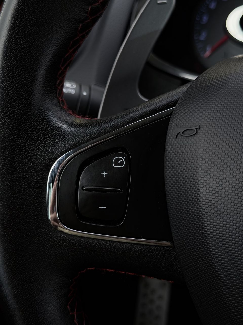 Renault Clio | 26
