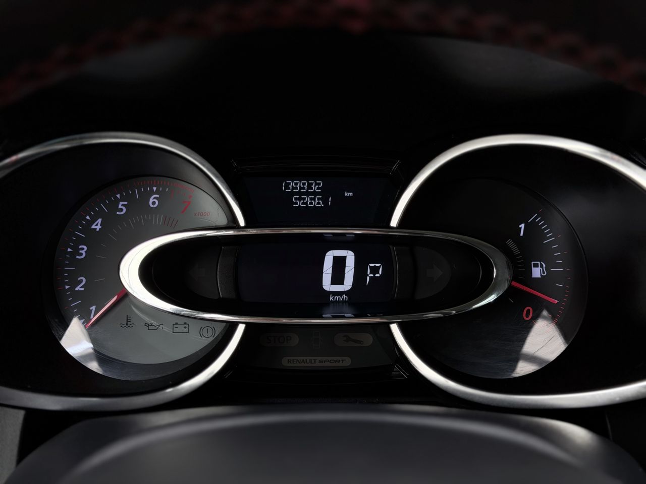 Renault Clio | 27