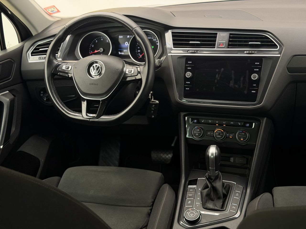 Volkswagen Tiguan | 14