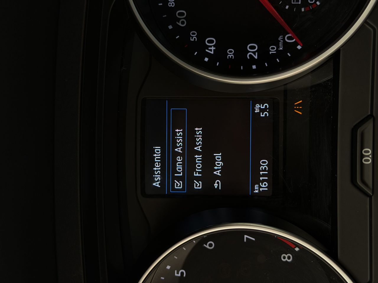 Volkswagen Tiguan | 23