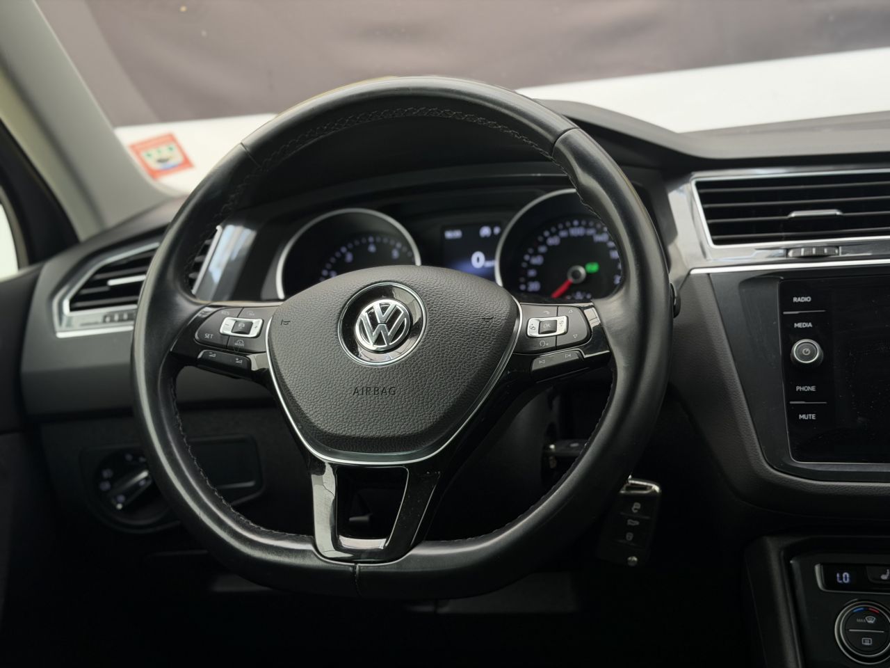 Volkswagen Tiguan | 15