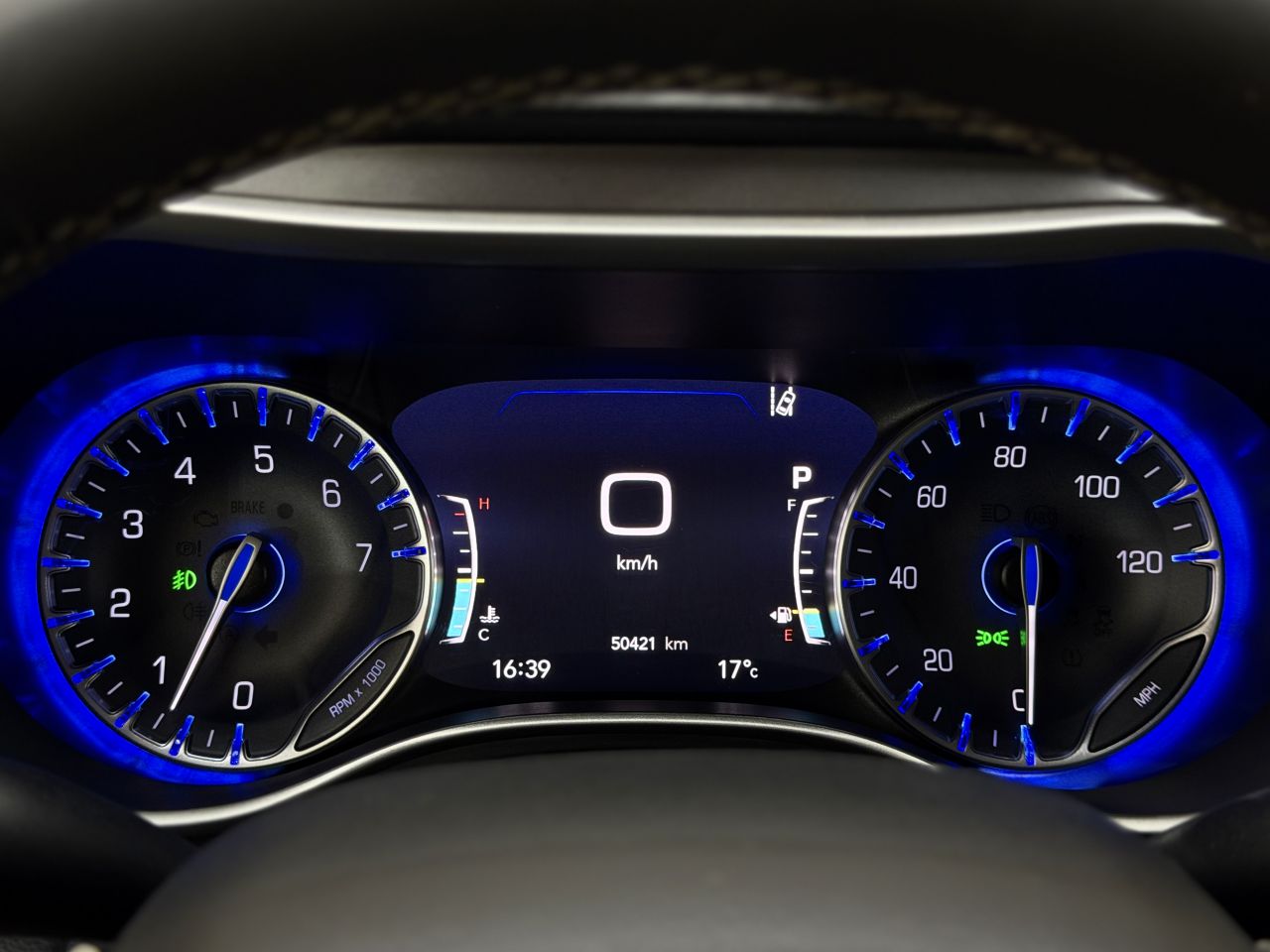Chrysler Pacifica | 33