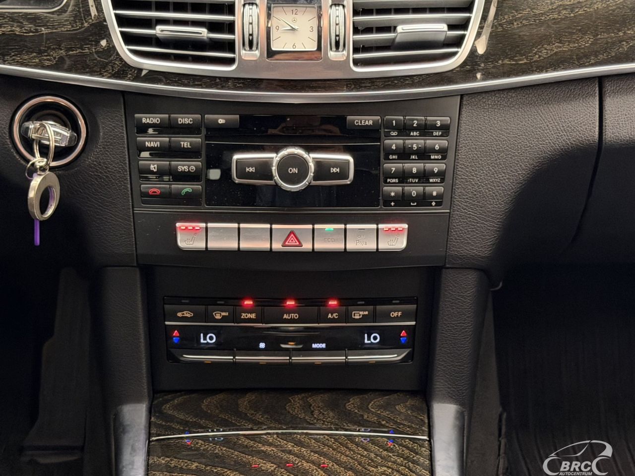 Mercedes-Benz E200 | 15