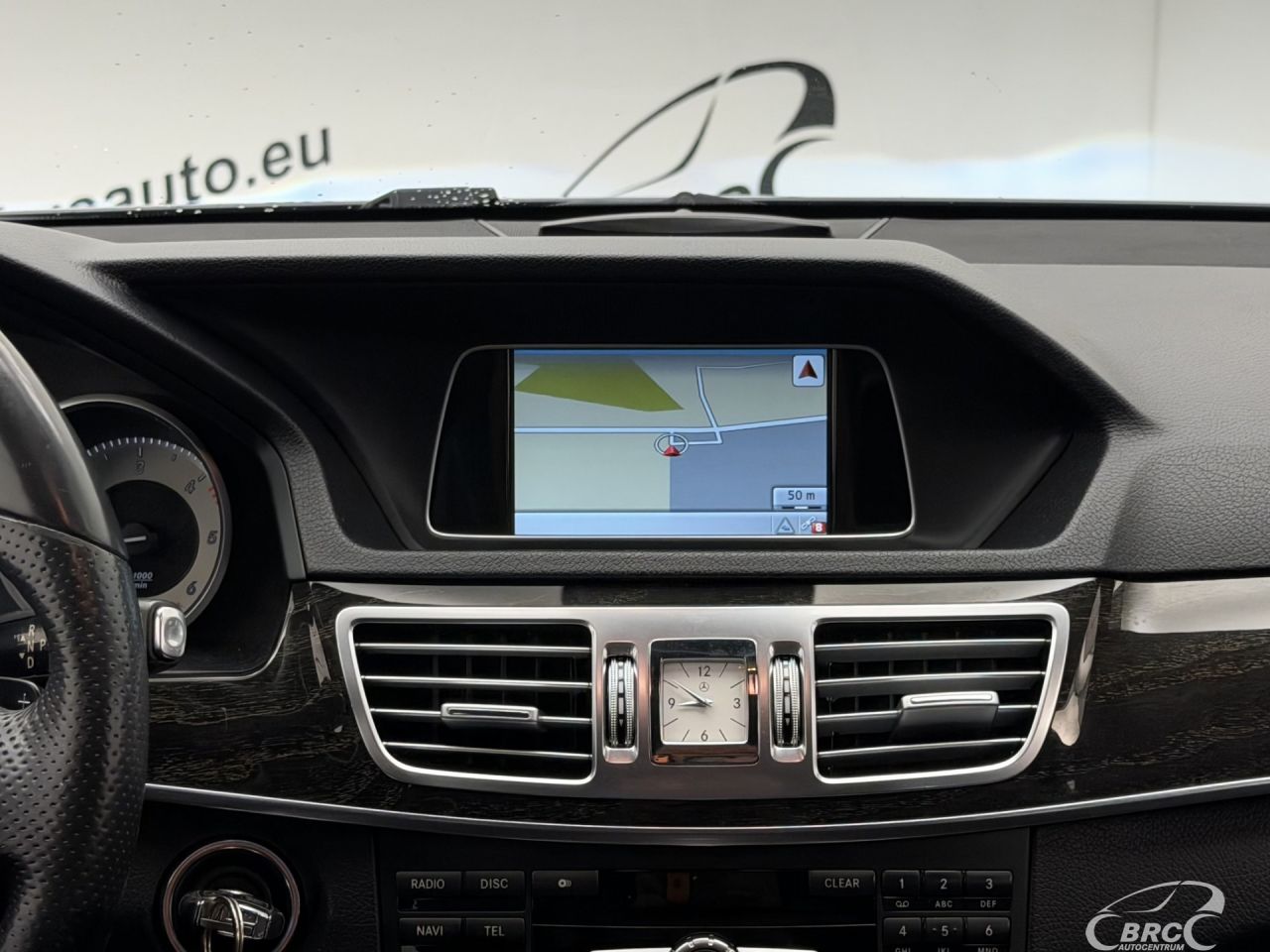 Mercedes-Benz E200 | 14