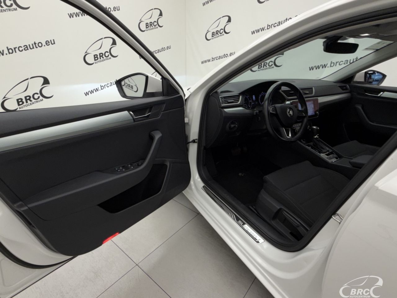 Skoda Superb | 17
