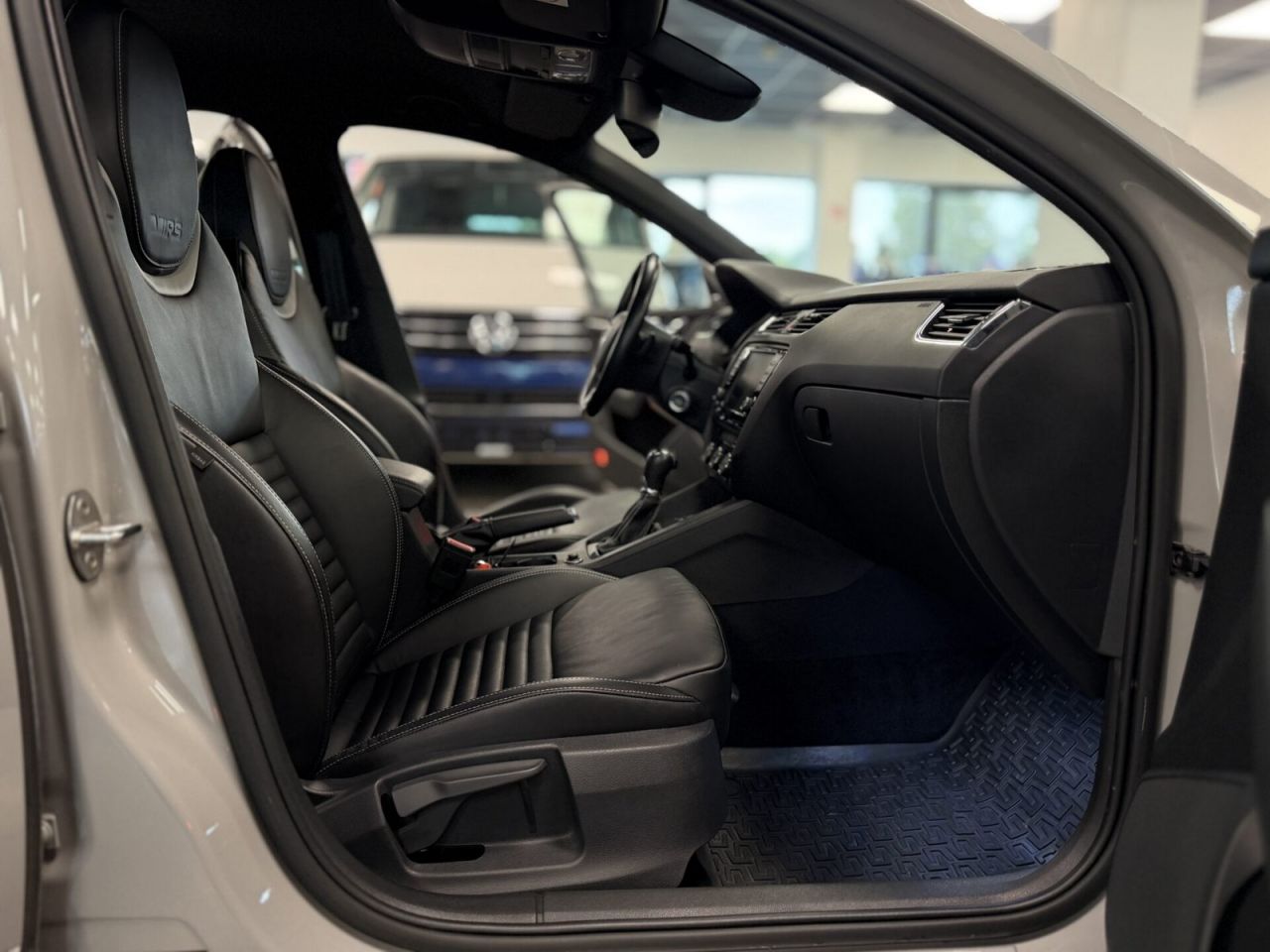 Skoda Octavia | 11