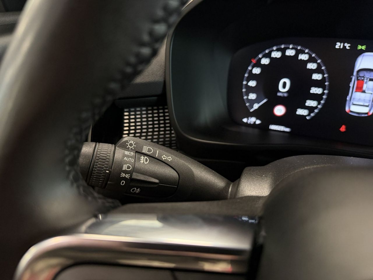 Volvo XC40 | 9