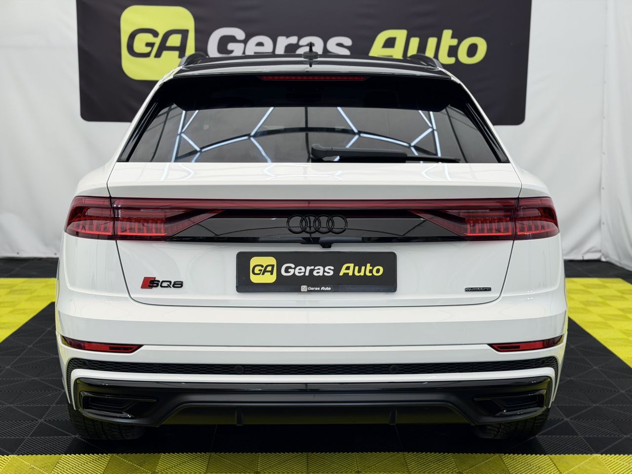 Audi Q8 | 4