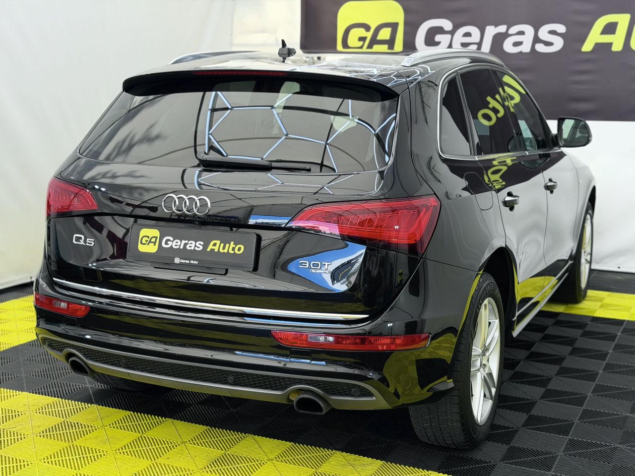 Audi Q5 | 5