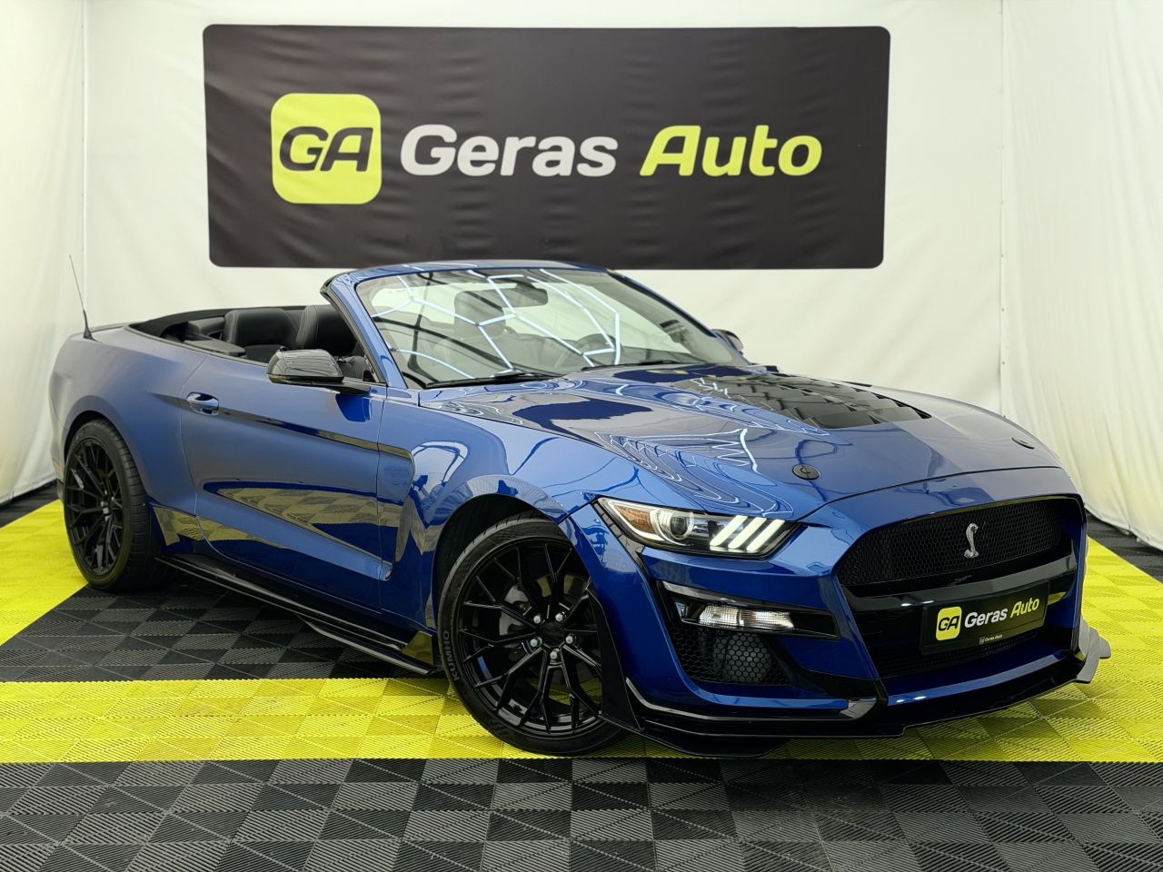 Ford Mustang | 2