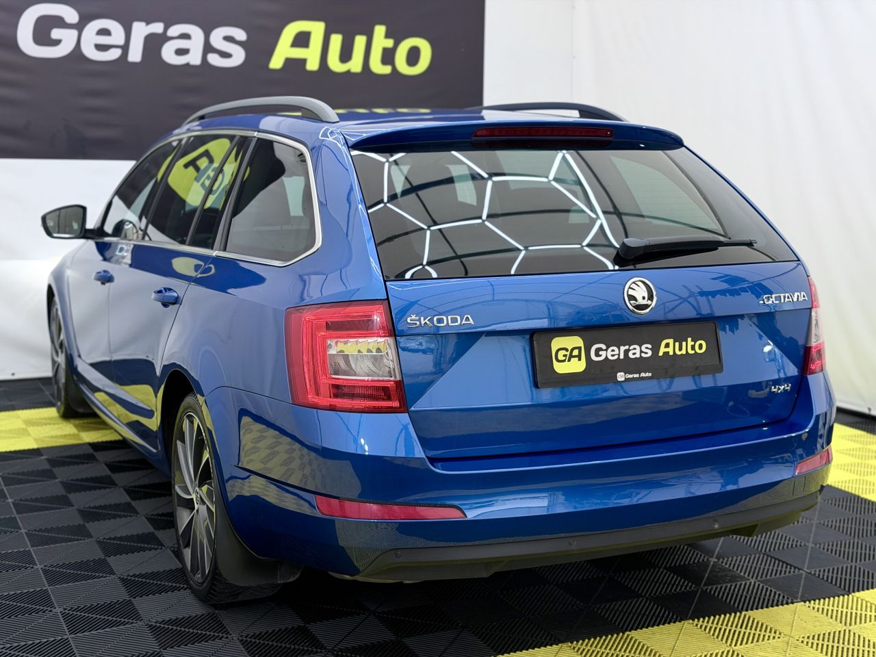 Skoda Octavia | 5