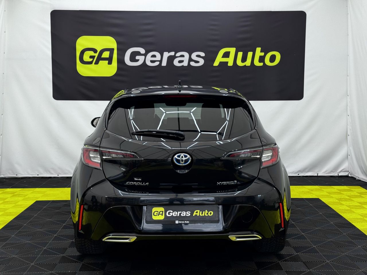 Toyota Corolla | 5
