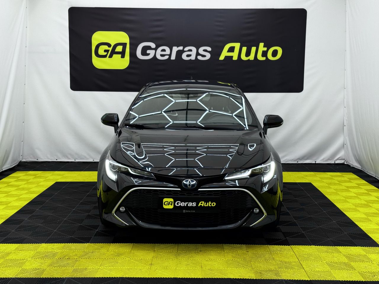 Toyota Corolla | 2