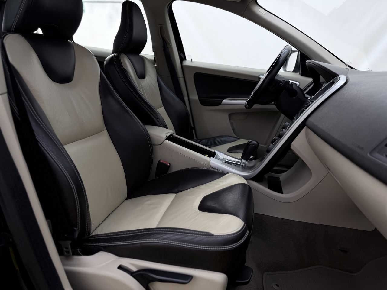Volvo XC60 | 14