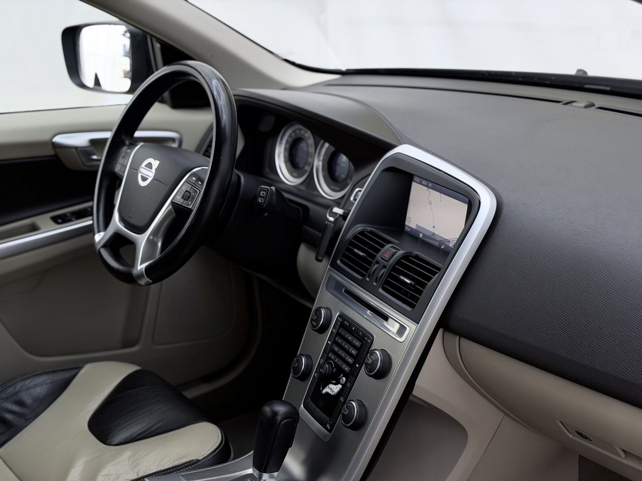 Volvo XC60 | 15