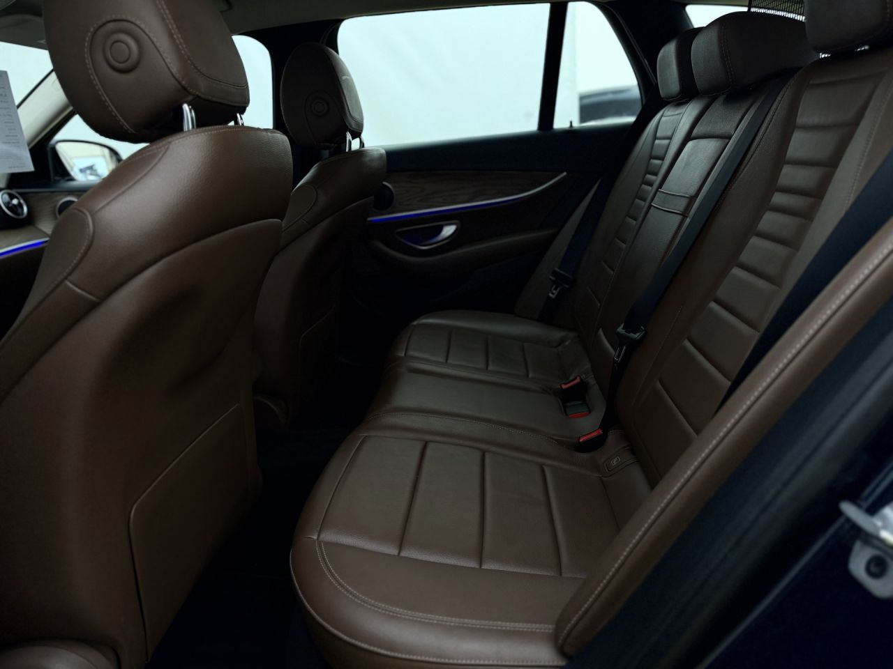 Mercedes-Benz E200 | 10