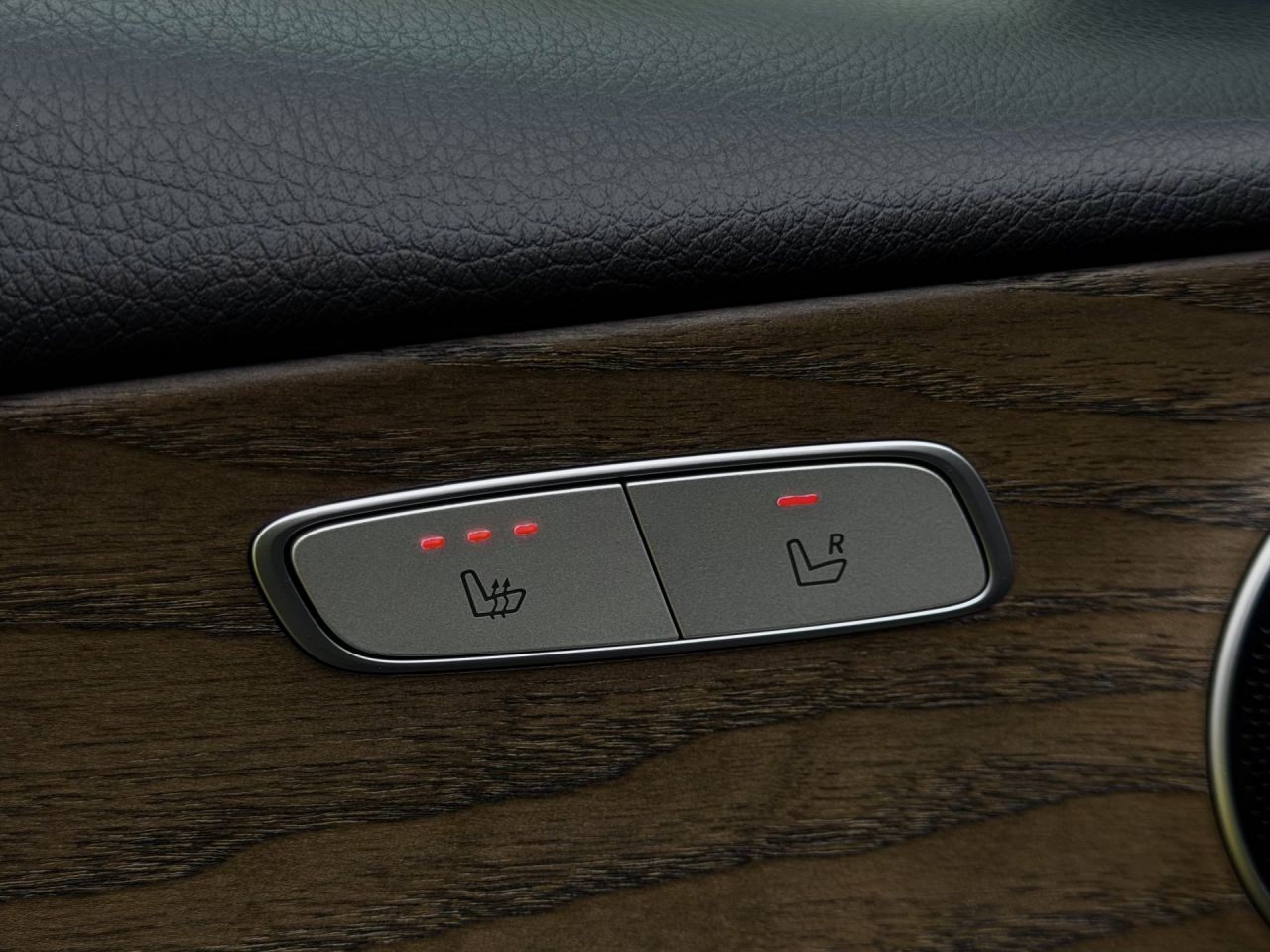 Mercedes-Benz E200 | 20