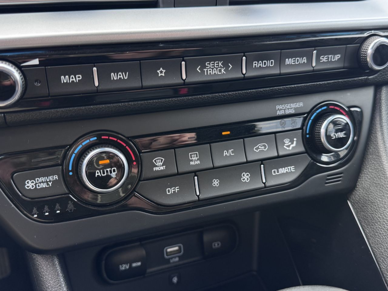 Kia Niro | 23