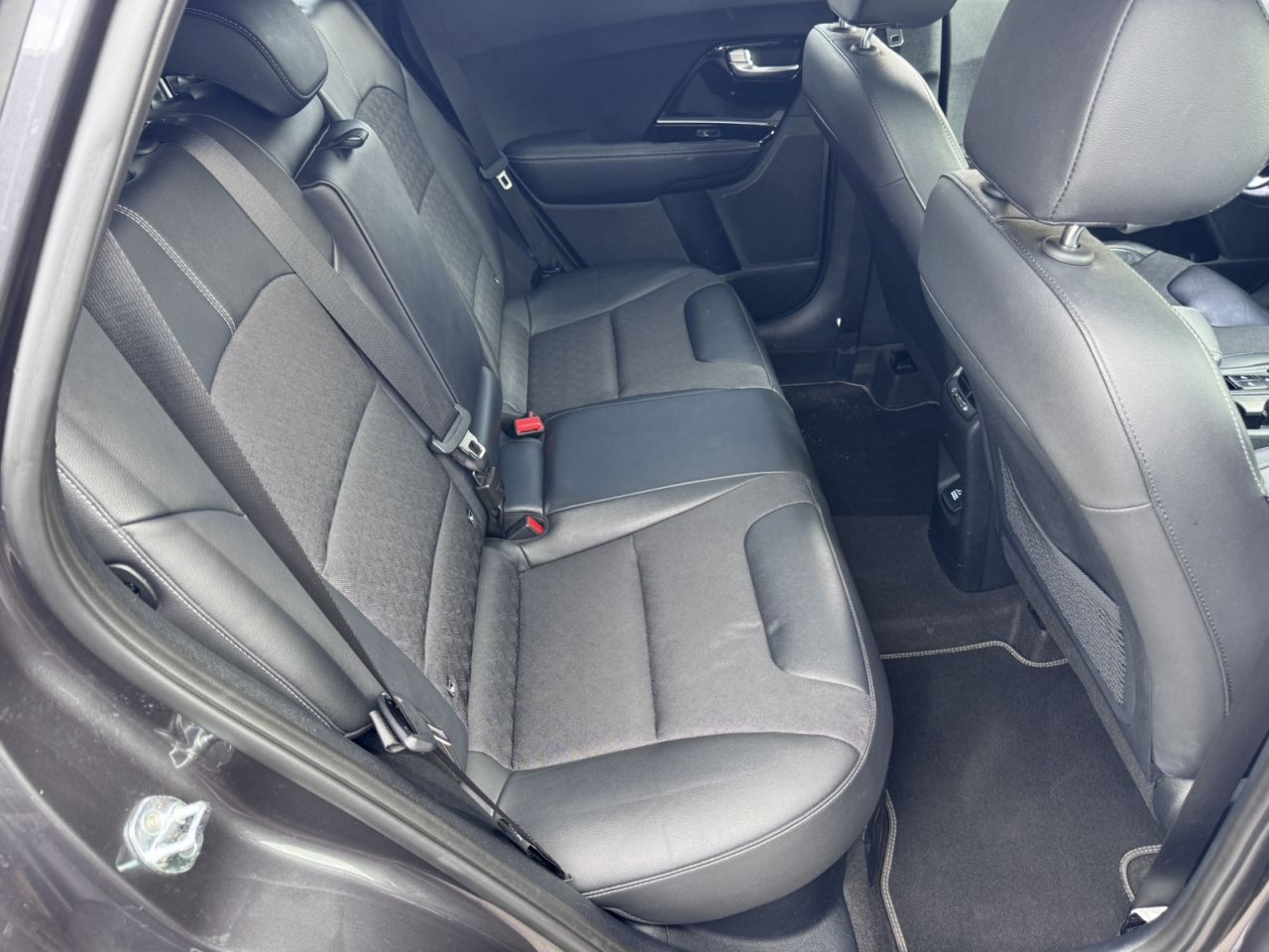 Kia Niro | 7