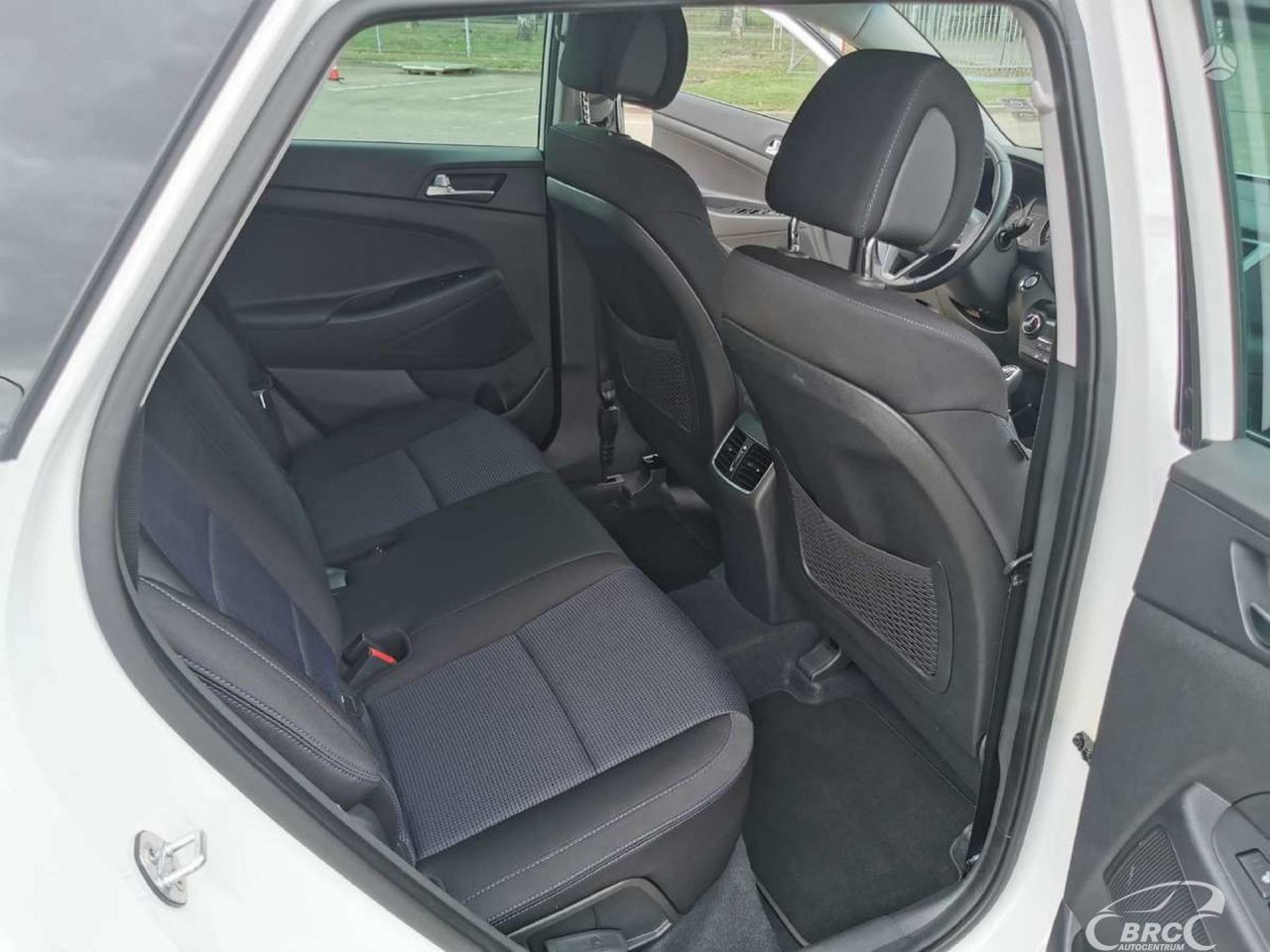 Hyundai Tucson | 14