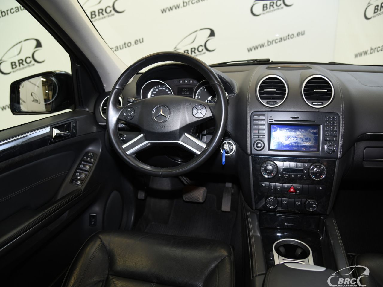 Mercedes-Benz GL350 | 13