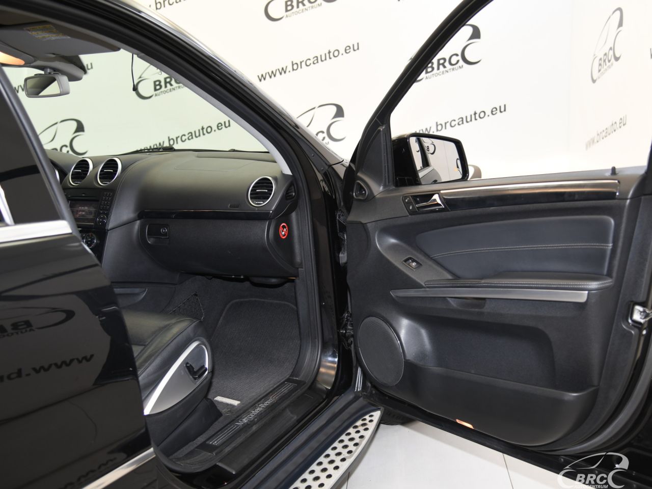 Mercedes-Benz GL350 | 9