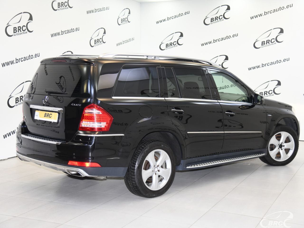 Mercedes-Benz GL350 | 1