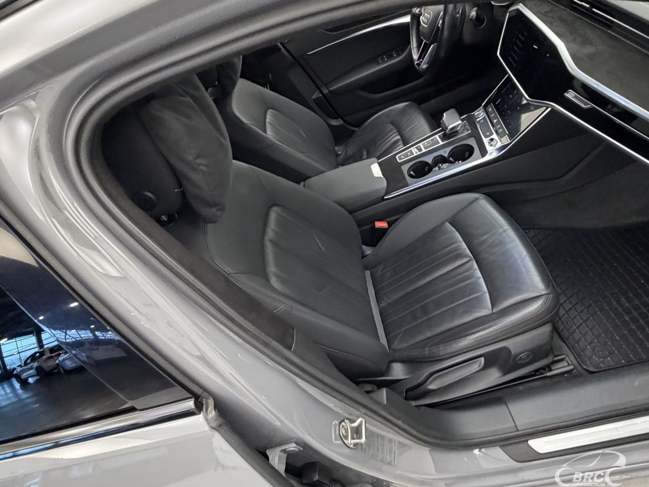 Audi A6 | 4