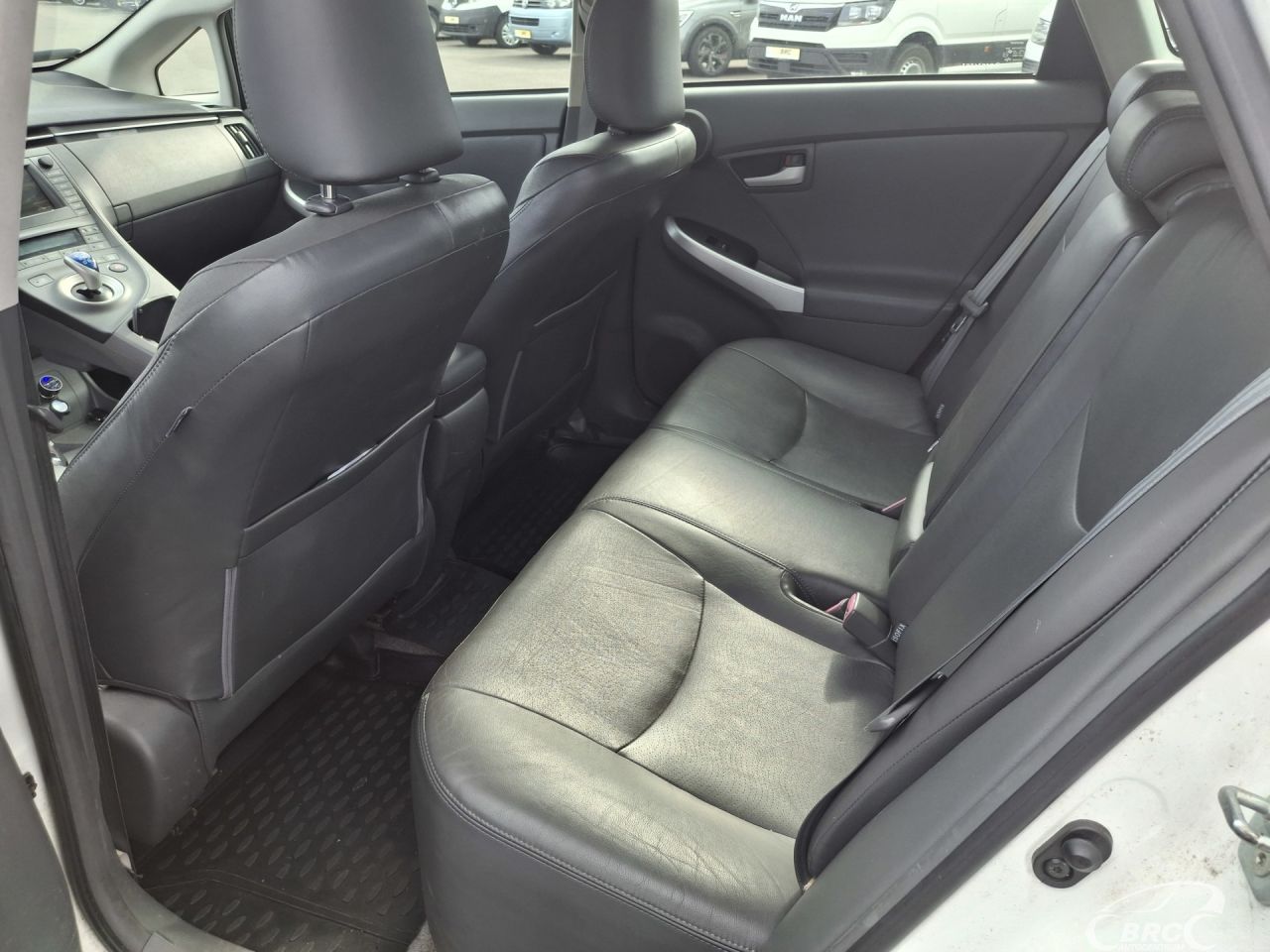 Toyota Prius | 9