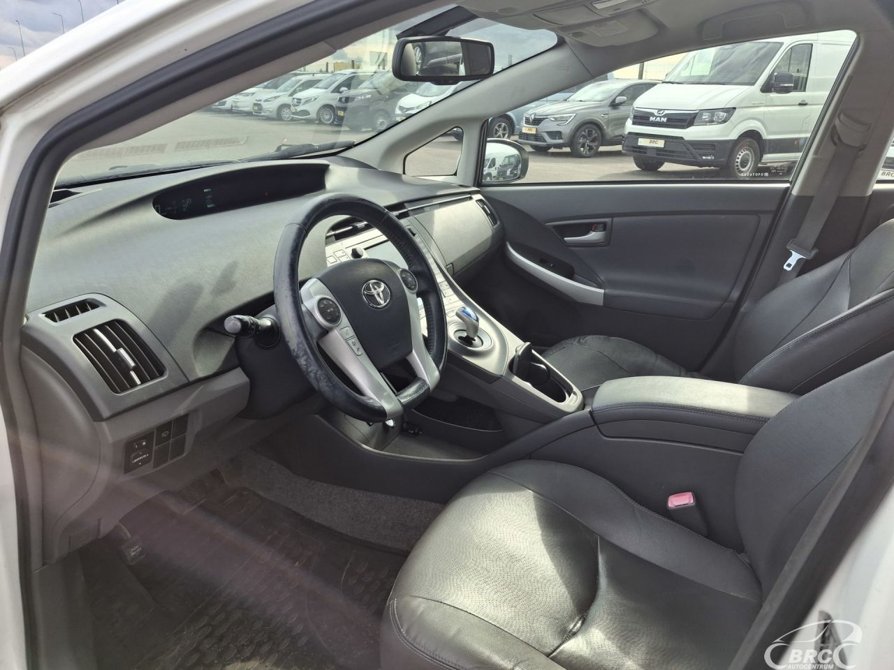 Toyota Prius | 7