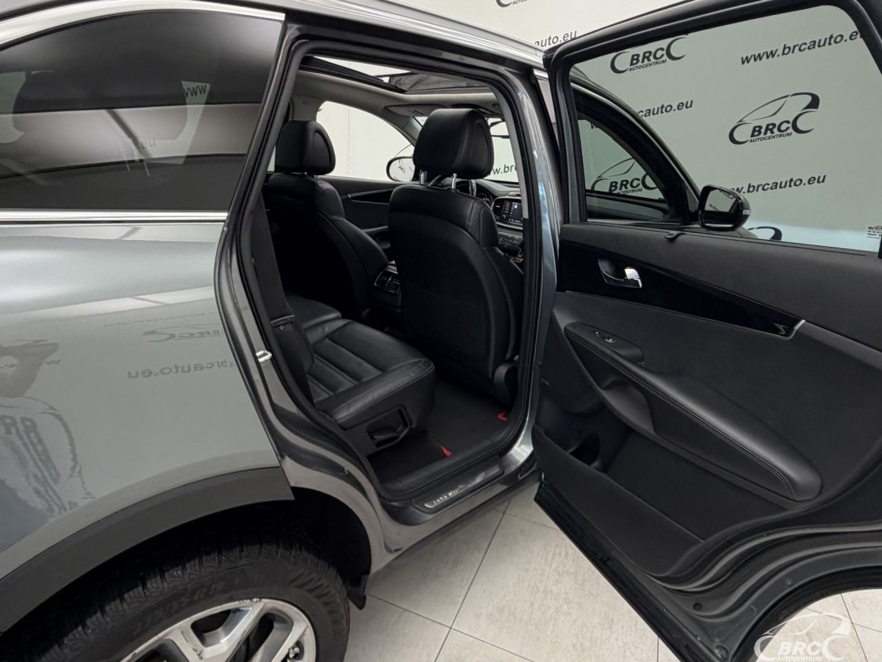 Kia Sorento | 14