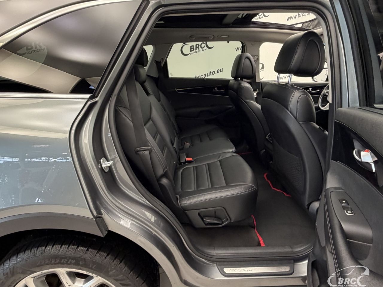 Kia Sorento | 11