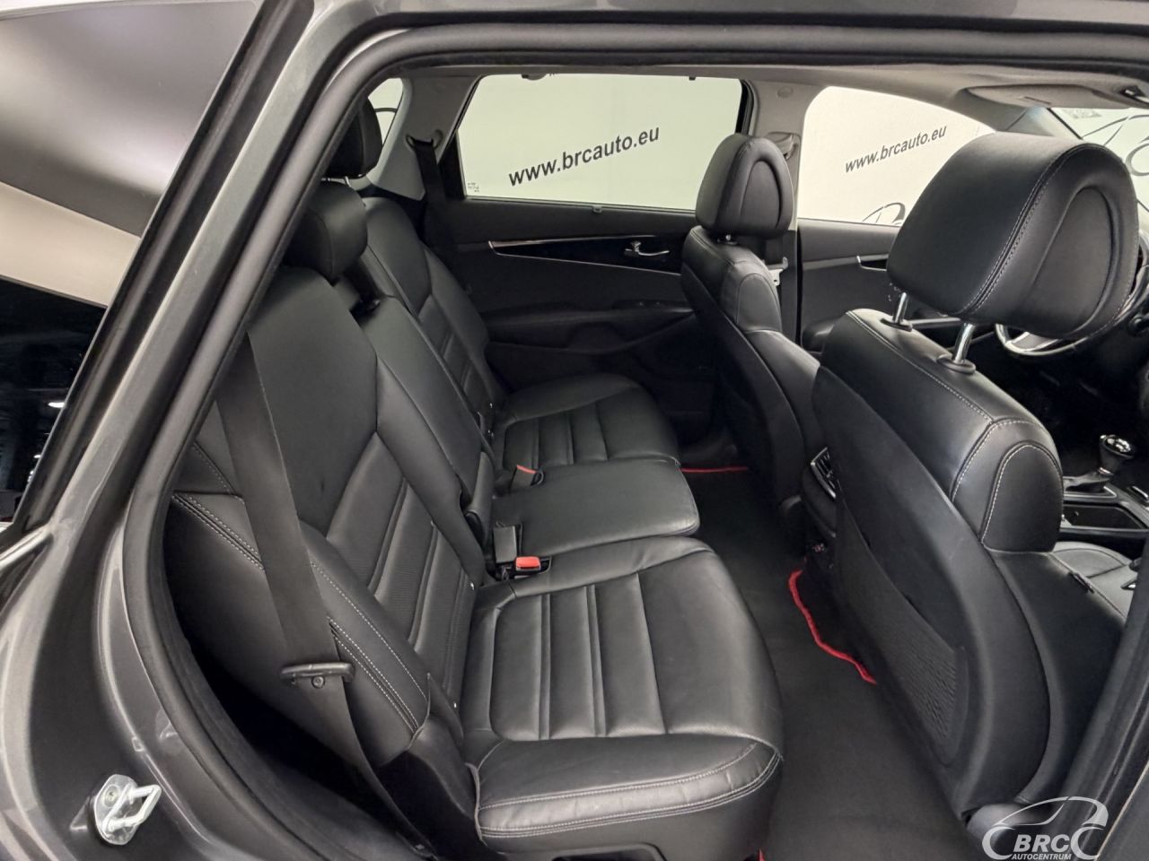 Kia Sorento | 12