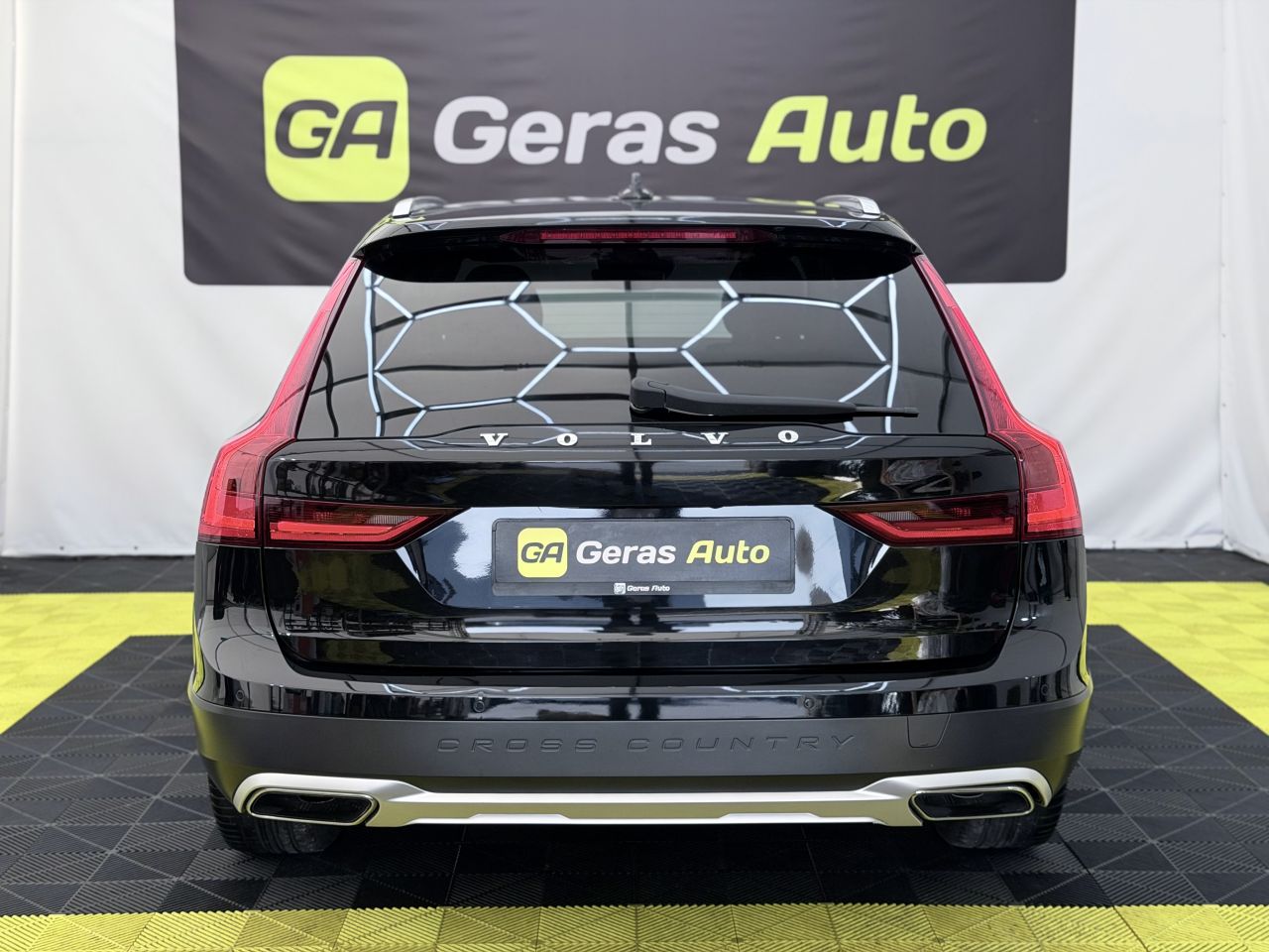 Volvo V90 | 4