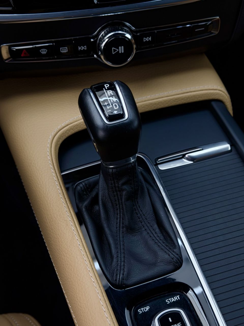 Volvo V90 | 25