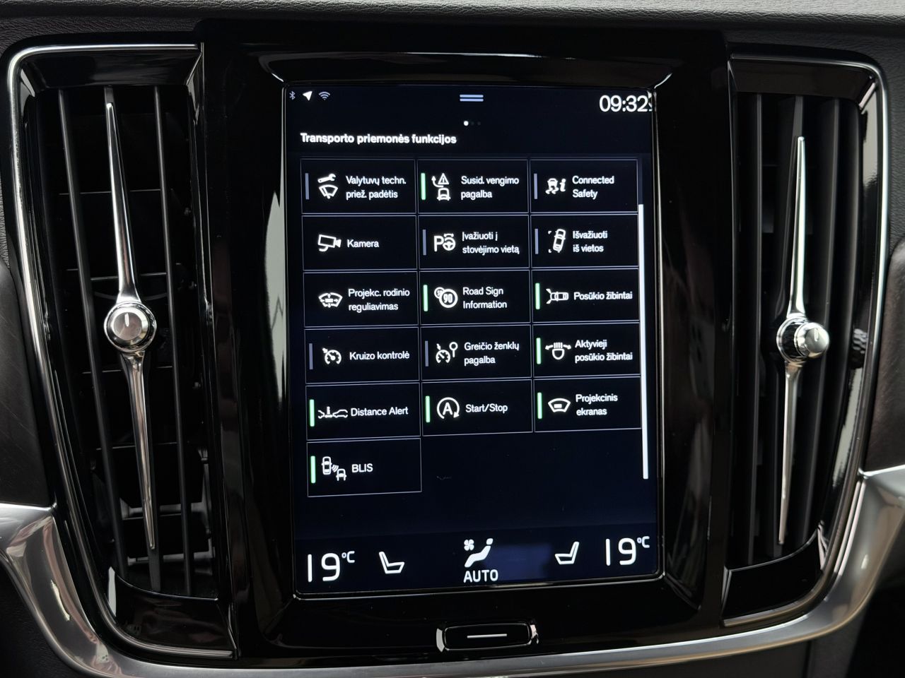 Volvo V90 | 27