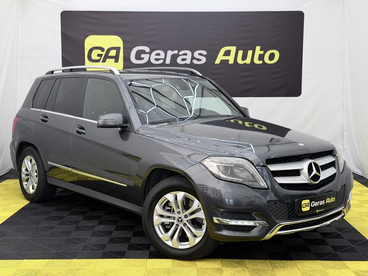 Mercedes-Benz GLK220 | 2