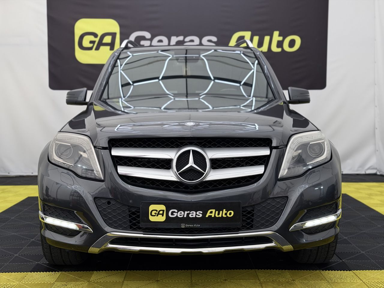 Mercedes-Benz GLK220 | 1