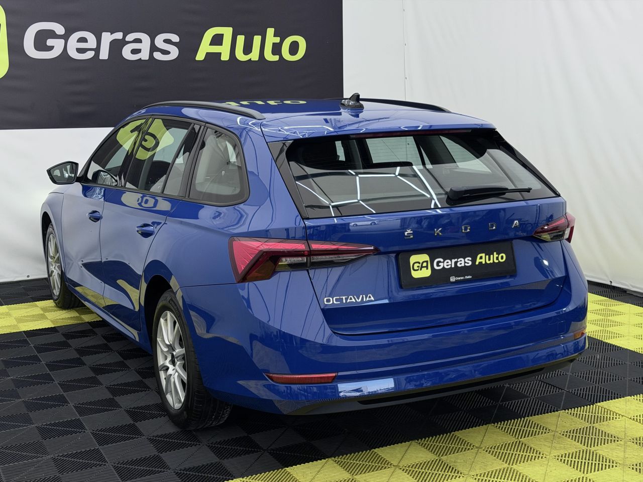 Skoda Octavia | 5