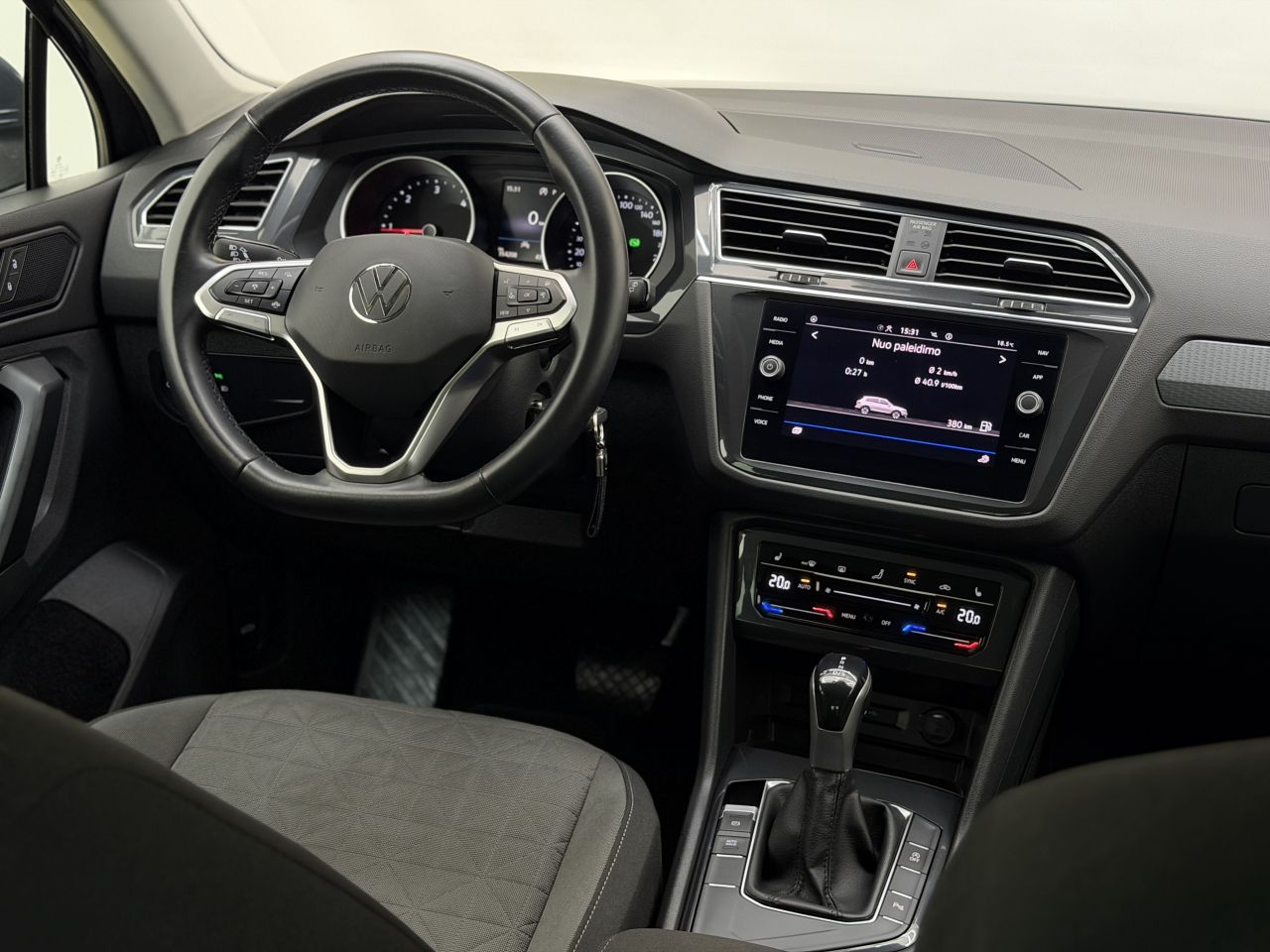 Volkswagen Tiguan | 15