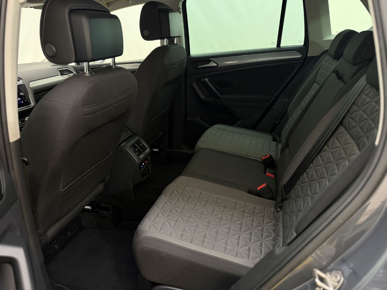 Volkswagen Tiguan | 10