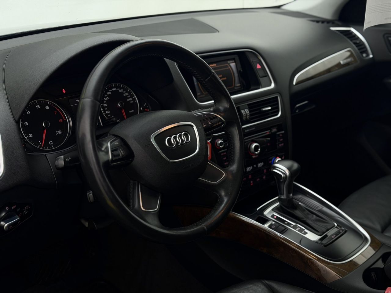 Audi Q5 | 8